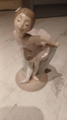 Nao ballerina figurines pre - figurines,