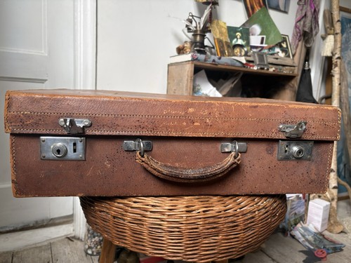 Tan leather mappin - leather,