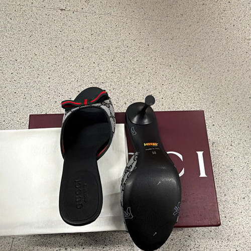 Gucci supreme monogram web - gucci, gg