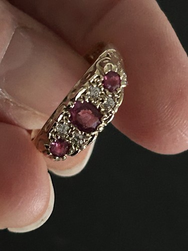 Yellow gold ruby - 9,