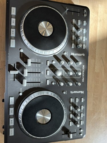 Mixtrack pro numark with - ,