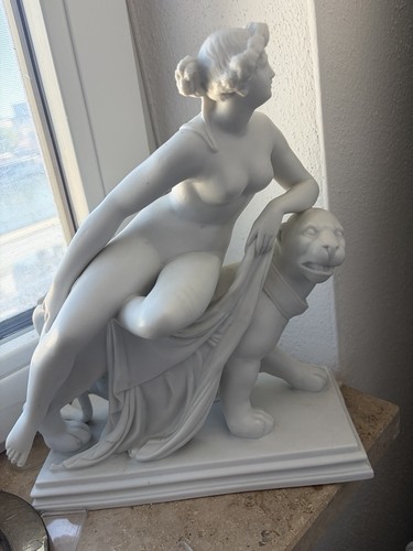 Vintage white nude woman - white,
