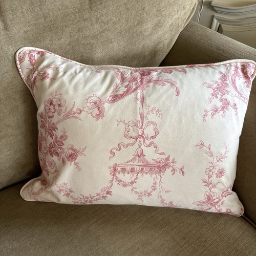 Pink toile titley and - 1, x
