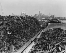 Scrap iron barges, Manhattan