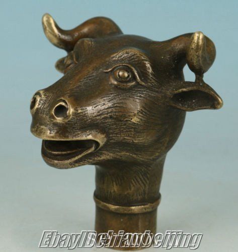 Old bronze statue - statue, animal
