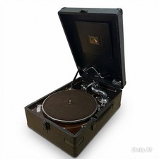 HMV Portable Gramophone 102