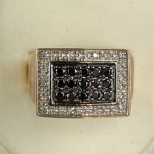 Vintage 9ct Yellow Gold Diamond Cluster  Gents Signet Ring Size V