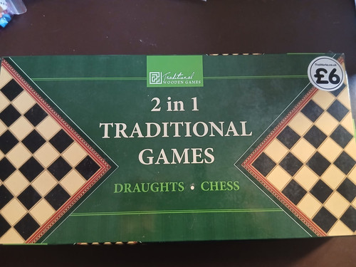 Dual chess draught game - dual, &