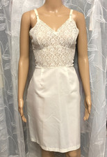 1950s vtg St Michael Stiff