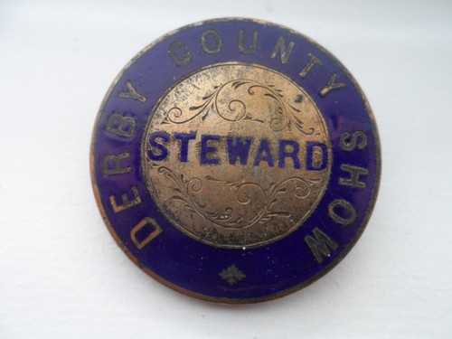 Very old derby county - old,