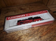 FLEISCHMANN N piccolo 7141 Steam Locomotive & Tender 01 2226-7 DR Black