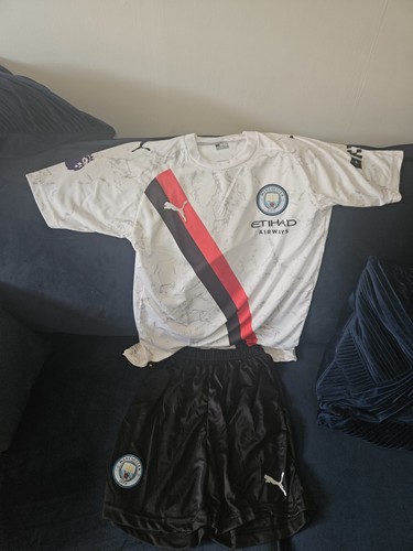 Boys manchester city strip - boys, strip..