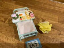 Sylvanian families calico beautiful japan hospital bed set immaculate  cond ❤️