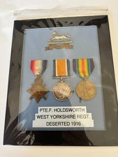 SET OF 3 WW1 MEDALS , PTE