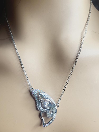 Shimmering elegance necklace