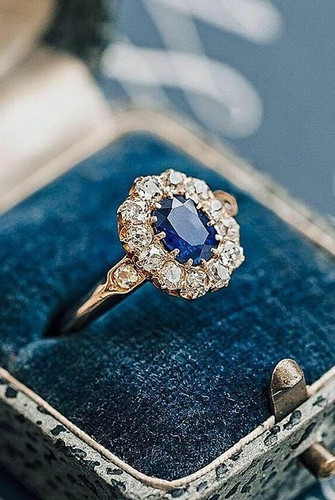 Oval cut blue - oval,