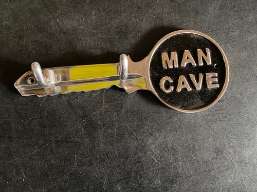 Man cave key - , hooks