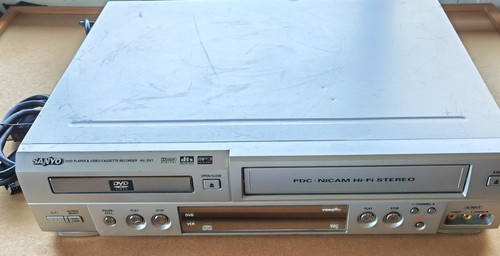 Sanyo dx1e dvd vcr combi - sanyo,