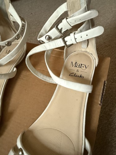 White silver stud strap buckle - white,