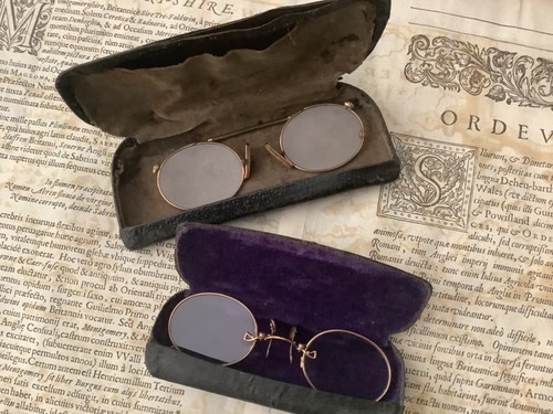 Antique pince nez spectacles - pince,