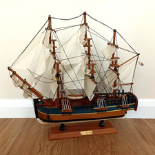 Vintage HMS Endeavour Wooden