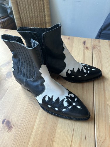 Black white leather western - leather,