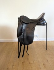 Albion SLKII Ultima Dressage Saddle  - 18" / Black / Wide