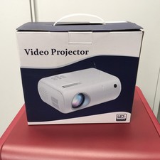 Clokowe M8 Portable 7000 Lumin