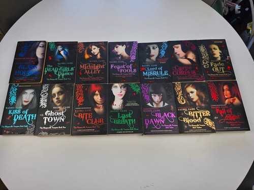 Morganville vampires book - morganville,