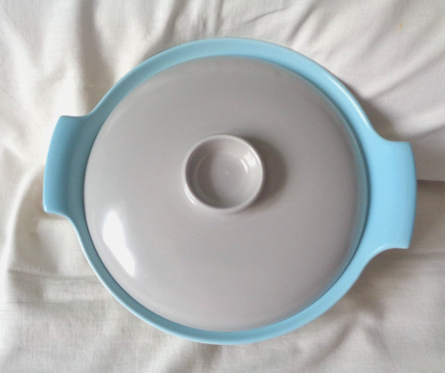 Poole pottery twin tone - poole,