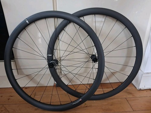 Csc very light carbon wheels - csc,