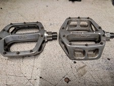 DMR V12 CLASSIC POLISHED PEDALS 9/16AXLES MTB