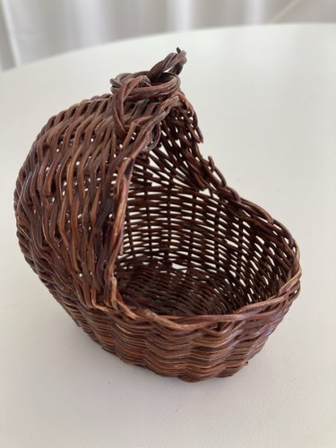Vintage woven wicker - woven,