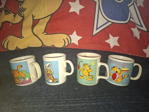 Garfield mugs - 4,