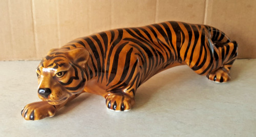 Prowling tiger vintage - prowling,