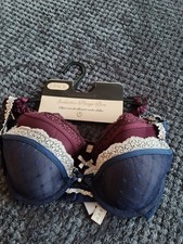 Brand new Seductive Plunge Bra