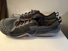 Merrill Current Glove Barefoot