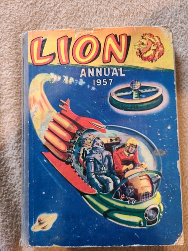 Vintage lion annual 1957 - lion, book