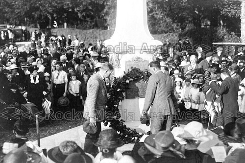 Lfd war memorial mortimer - lfd-52, memorial,