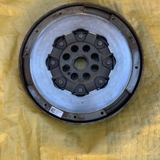 Dual Mass Flywheel DMF fits NISSAN QASHQAI J10, J11 1.6D 2011 on R9M LuK Quality