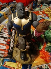 Marvel Comics - Thanos Statue