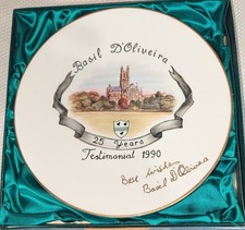 Durley fine porcelain Cricket