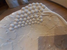 White Embossed Bassauo Italian Fruit Bowl