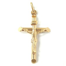 9ct Gold Crucifix Pendant