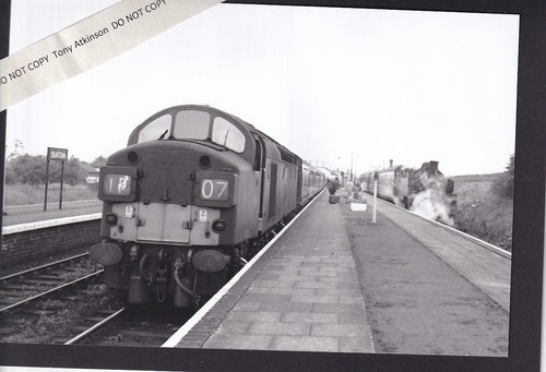 Seaton railway station d327 - railway,