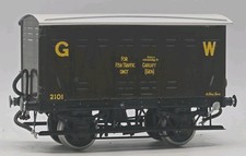 VINTAGE O GAUGE METAL KIT BUILT BROWN 10T 2101 GW FISH VAN MODEL HORNBY