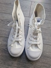 Ellesse White High Top Shoes Lace Up Size 9  Lace-up Closure New with label att