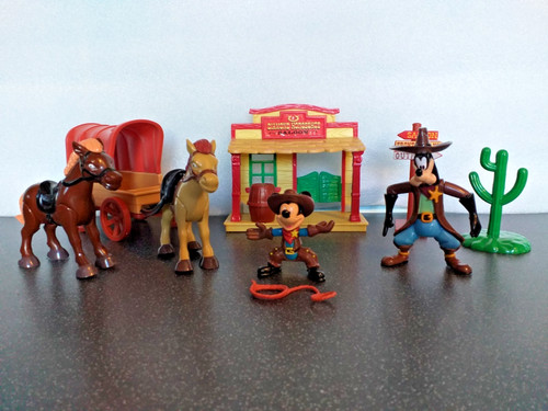 Mickeys wild west set - mickeys,