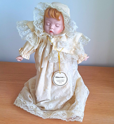 Alberon porcelain doll lara - alberon,