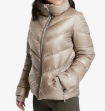 Athleta Lofty Puffer Down